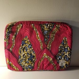 Della Laptop Case, Fits 13" MacBook Pro/Air